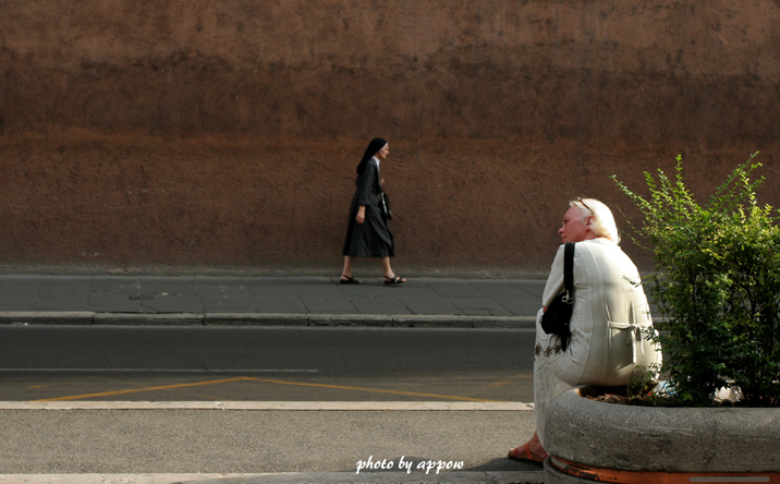 罗马街头迷路时拍的街景