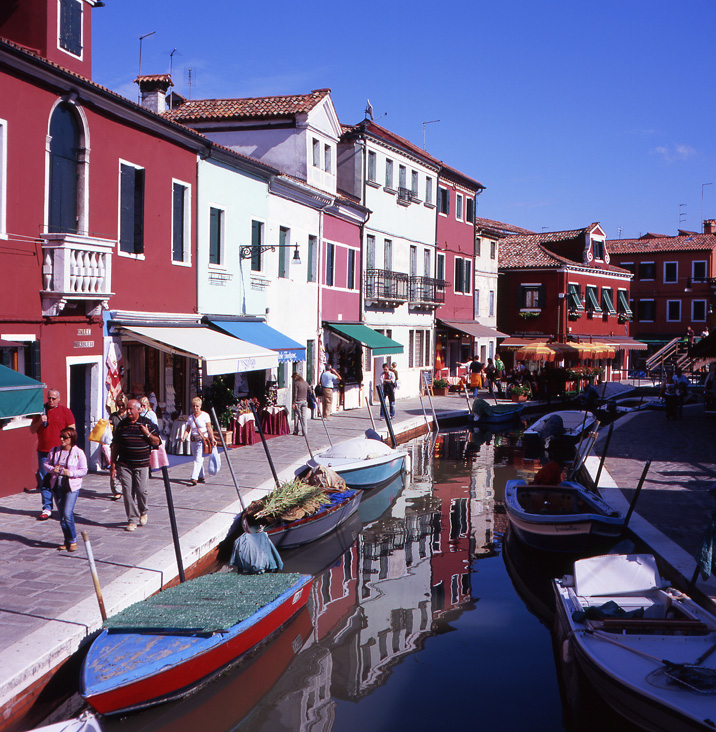 color-4_716.jpg