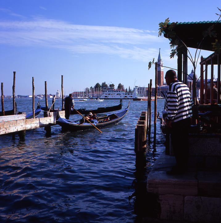 color-2_716.jpg