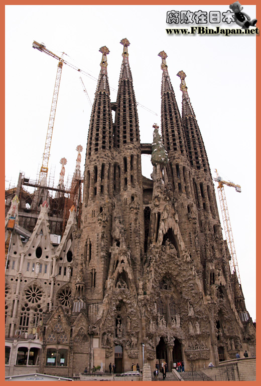 La-Sagrada-Familia.jpg