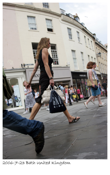 2006-7-23-walking-woman-lom.jpg