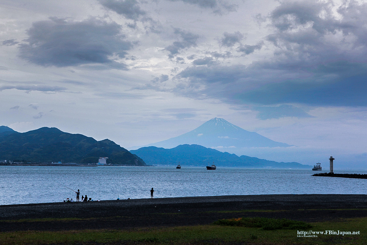 2010-06-19-fuji-01s-1.jpg